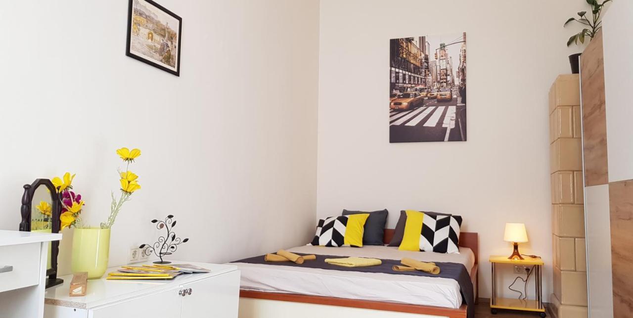 Center Royalty Apartment Budapest Exterior foto